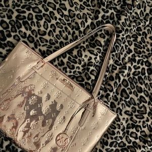 Micheal Kors Gold tote bag